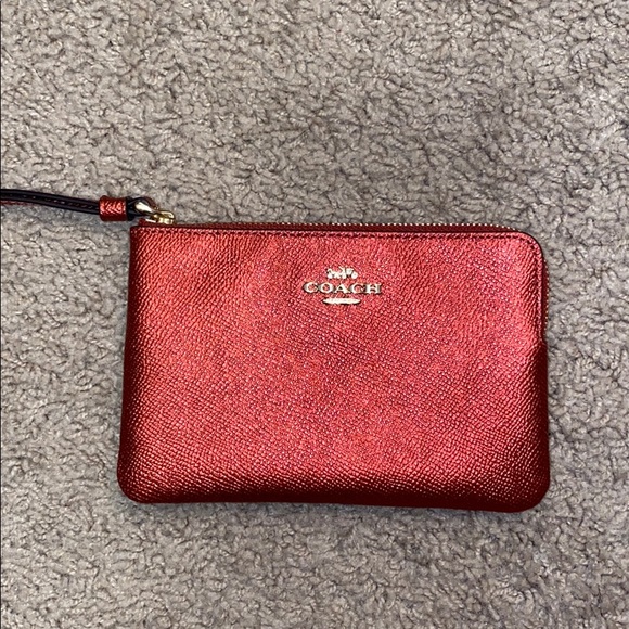 NWT (2) Brand new never used coach wristlet and a like new wristlet BOTH BAGS - Picture 2 of 8